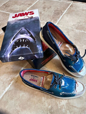 NIB Sperry x Jaws Boat Shoes Shark Blue Canvas Women 9.5 Limited Edition